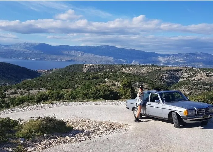 Meri Apartment Sutivan